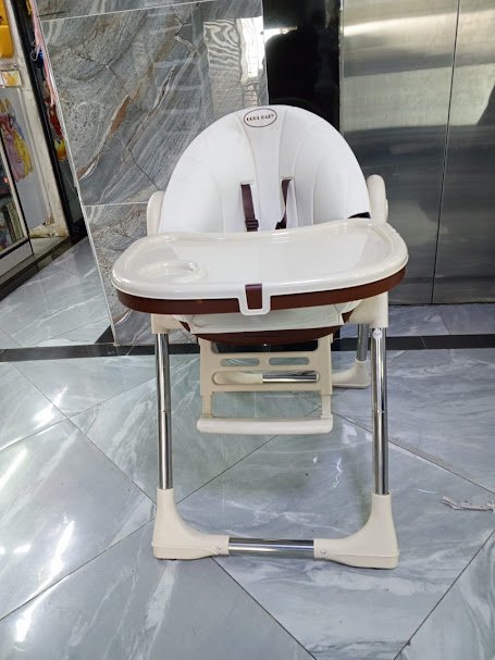 Foldable Feeding Chair